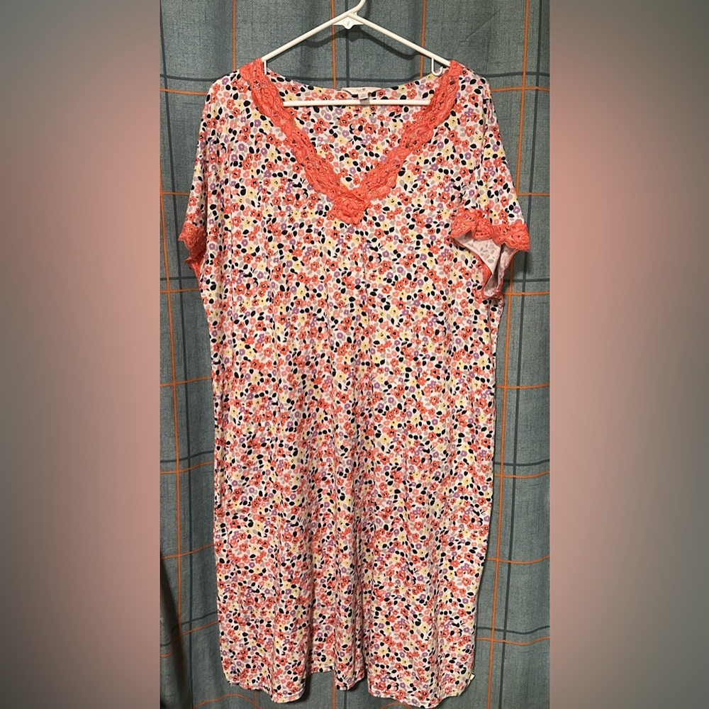 Floral nightgown